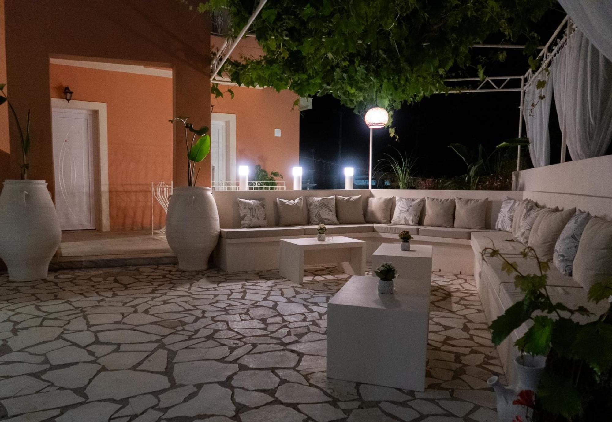 גאיוס Cristina Apartments מראה חיצוני תמונה